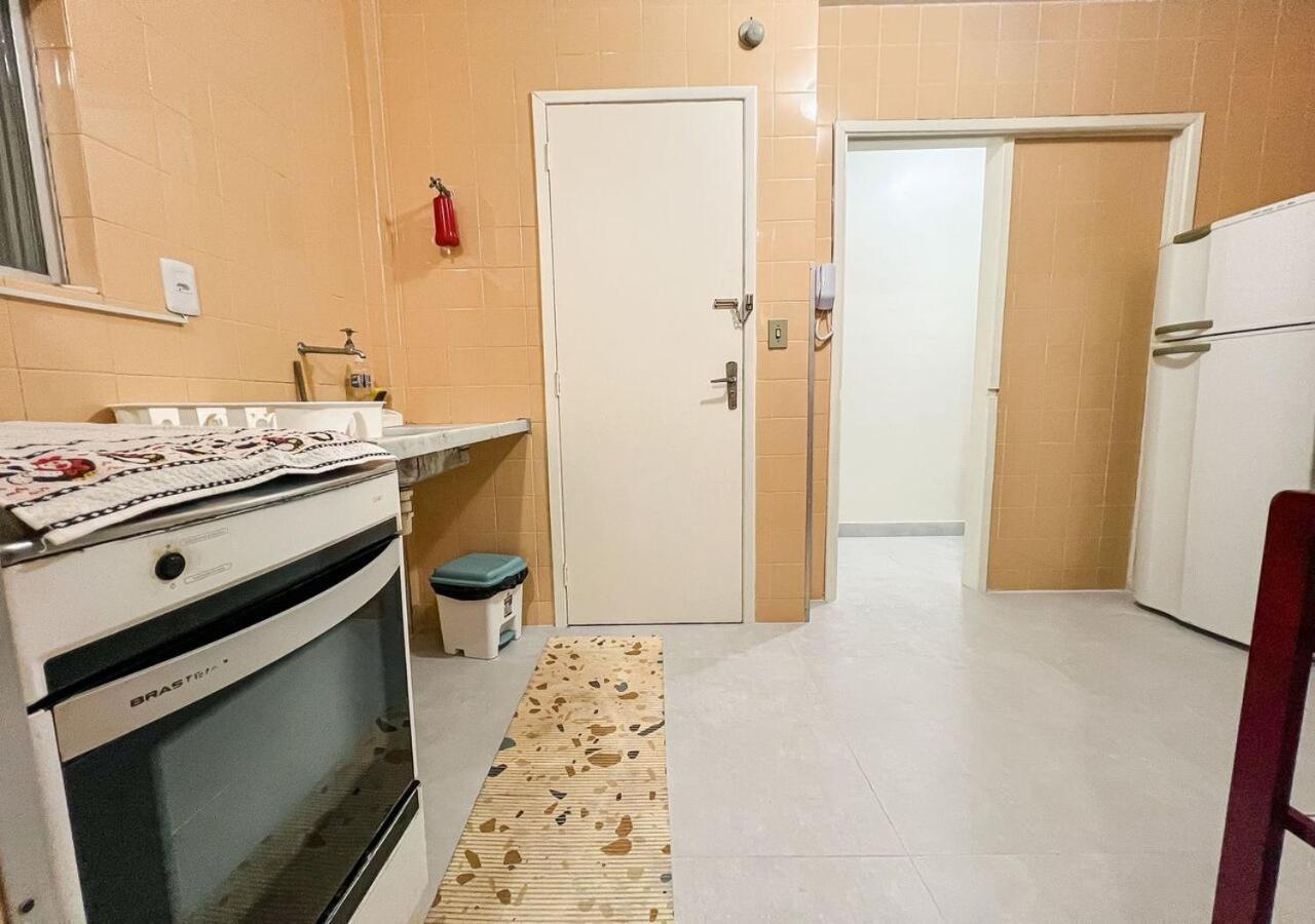 Apartamento Na Praia Do Forte - Poucos Passos Do Mar Кабу-Фриу Экстерьер фото